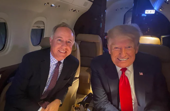 robin vos and donald trump via vos twitter page