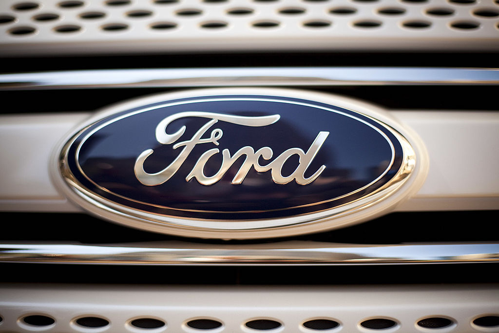 ford front grill with logo f