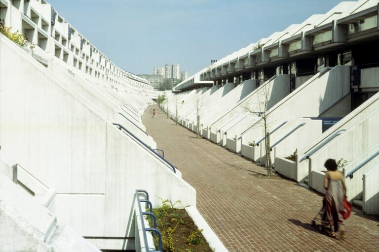 1724222122 alexandra road estate © martin charles riba collections