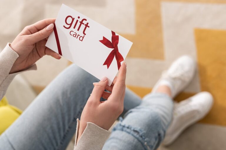 Gift Card GettyImages 1195731404 smaller.original GQiUshk