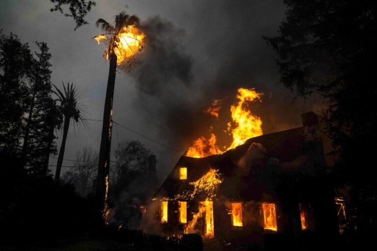 home on mariposa street altadena california in flames during eaton fire