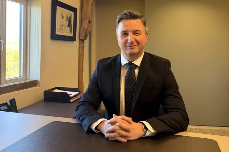 1744265019 lee barnard ceo