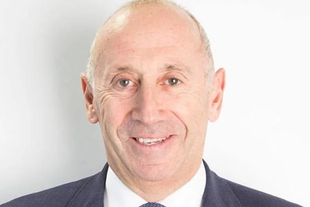 1744702609 ian lawson