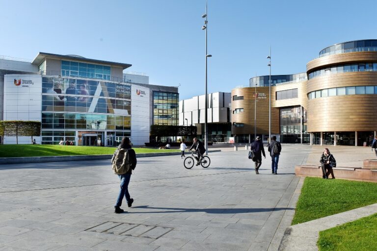 1747292206 teesside uni campus