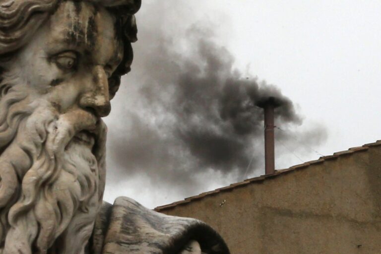 conclave black smoke
